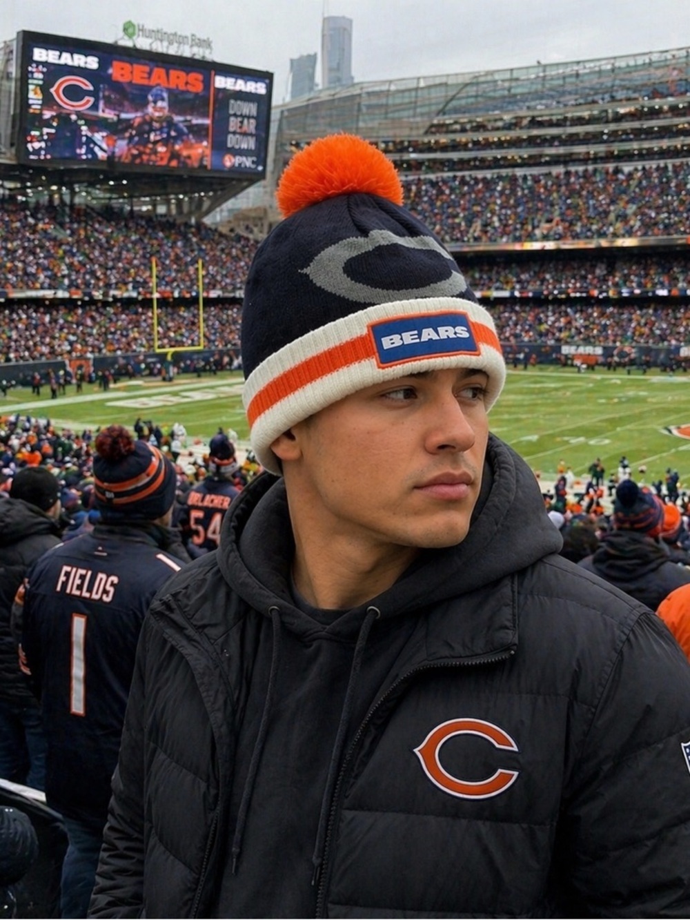 Chicago Bears Budweiser Pom Pom Toque NFL Knit Beanie Adult One Size Winter Hat